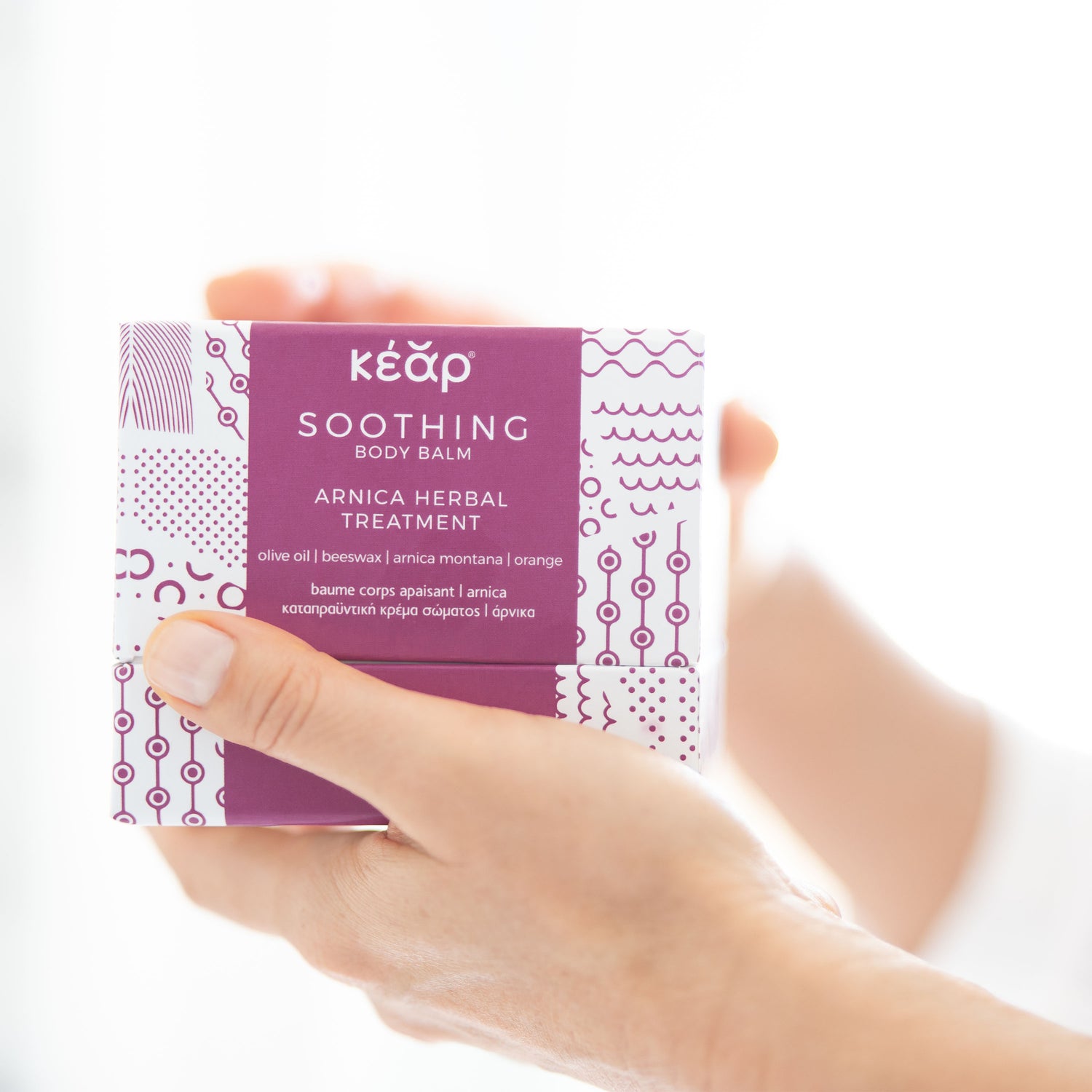 Kear waterless and natural Soothing Body Balm box. 